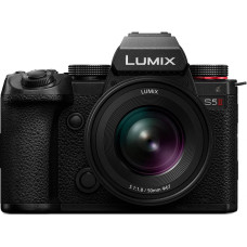 Panasonic Lumix DC-S5 II + 50mm