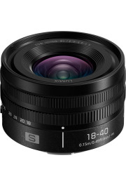 Panasonic Lumix S 18-40mm f/4.5-6.3 lens