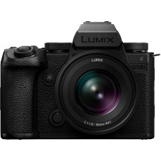 Panasonic Lumix DC-S5 IIX + 50mm